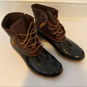 Woman’s salt water duck boots